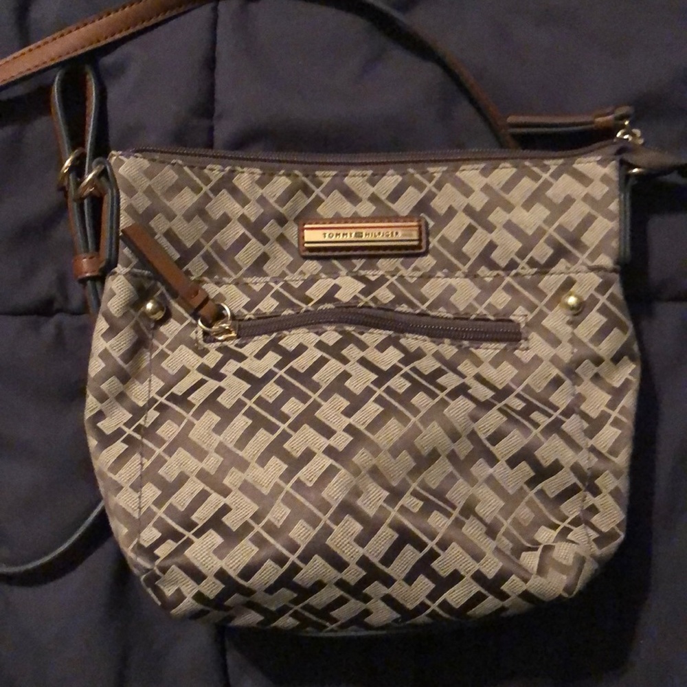 Tommy Hilfiger crossbody
